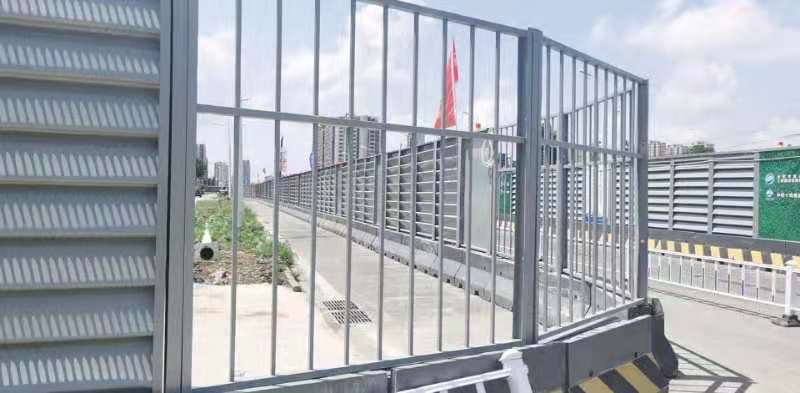 东方装配式百叶钢构围挡（合肥市政围挡）